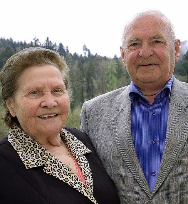 Maria und Johann Rudi feiern diamantene Hochzeit und Geburtstag.   | Foto: W. Beck