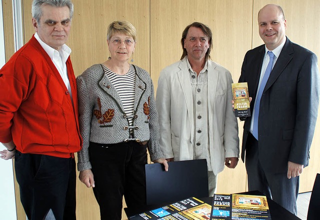 Die Kulturfabrik Rheinhausen wird erf...is beim Pressegesprch im Rathaus vor.  | Foto: Ilona Hge