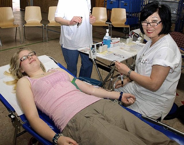 Cool fand Doreen Knauer ihre zweite Blutspende, wie sie sagte.   | Foto: Albert Greiner
