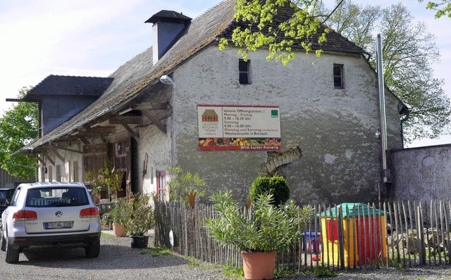 Die Betreiber des Landhofs Rothaus wol... zu einem Biomarkt mit Caf erweitern.  | Foto: Agnes Pohrt