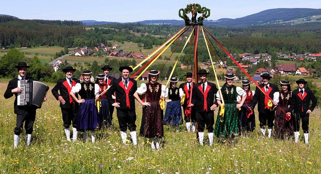 Die Trachtengruppe aus Gndelwangen feiert den 50. Geburtstag.   | Foto: Cornelia Selz
