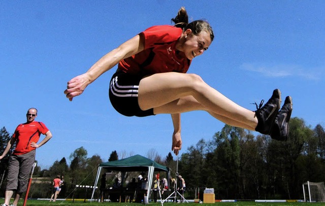 Groe Sprnge machten Leichtathletinnen und Leichtathleten am Samstag in Lahr.   | Foto: Foto : Wolfgang Knstle