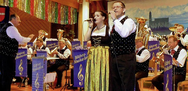 Die Btzberg-Musikanten mit ihrem Diri...im vergangenen Jahr in Hchenschwand.   | Foto: Sigurd Kaiser