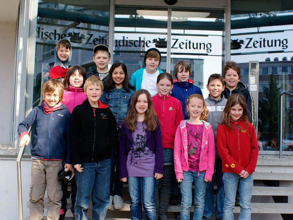 Die Klasse 4a der Ernst-Leitz Grundschule in Sulzburg mit ihrer Lehrerin Frau Elisabeth Borgas Die Klasse 4a der Ernst-Leitz Grundschule in Sulzburg mit ihrer Lehrerin Frau Elisabeth Borgas