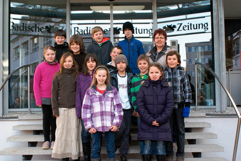 Die Klasse 4b der Michael-Schule in Oberried mit ihrer Lehrerin Frau Gisela Andris Die Klasse 4b der Michael-Schule in Oberried mit ihrer Lehrerin Frau Gisela Andris