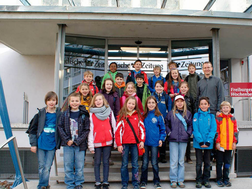 Die Klasse 4a der Hexentalschule in Merzhausen mit irem Lehrer Herr Jürgen Vollmer Die Klasse 4a der Hexentalschule in Merzhausen mit irem Lehrer Herr Jürgen Vollmer