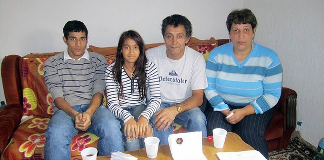Die Familie Tatari im November 2010 na...m Herzzentrum in Lahr operiert wurde.   | Foto: Privat