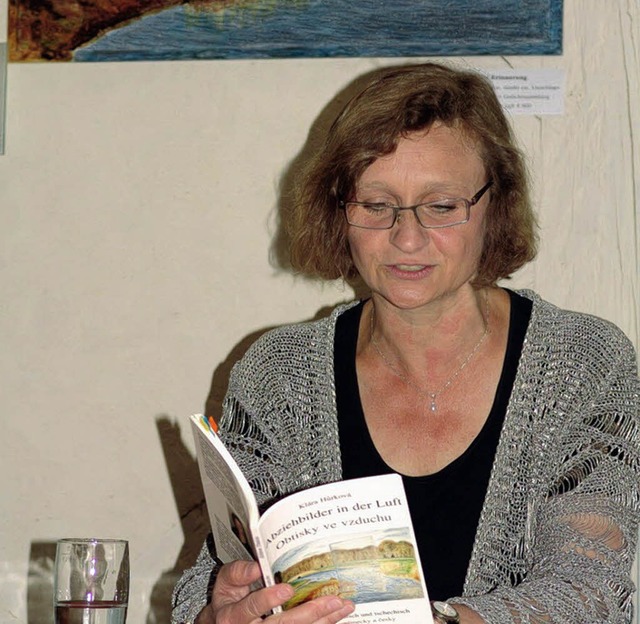 Klara Hurkova bei ihrer Lesung in Umkirch.   | Foto: kati wortelkamp