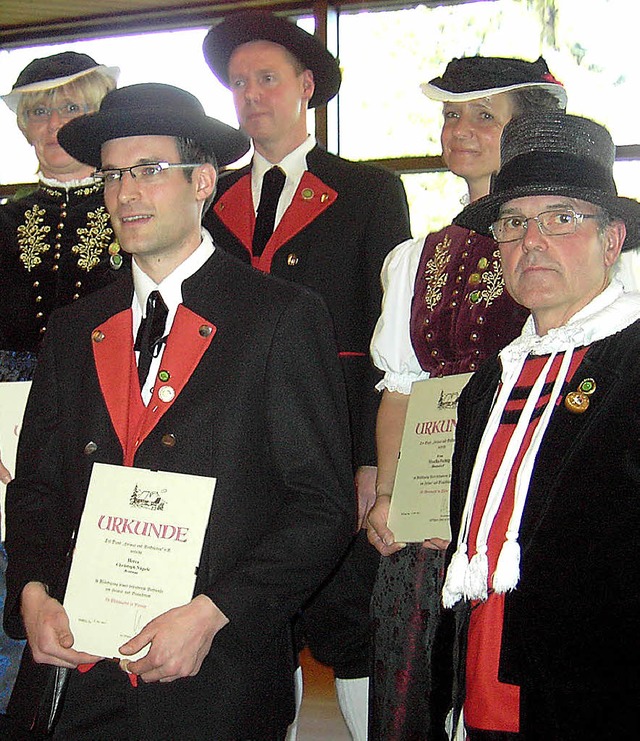 Gerhard Neugebauer (rechts), vom Bund ...hnder und Monika Fechtig (von links).   | Foto: Cornelia Selz