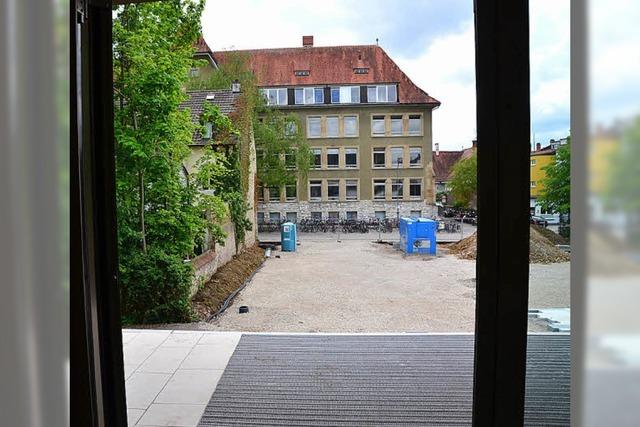 Neuer Hof fr Realschule