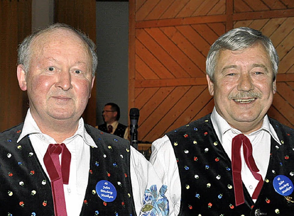Die Gründungsmitglieder Manni Flügel (links) und Rolf Schmidt.   | Foto: Stefan Pichler