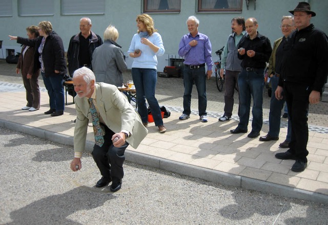 Mit einem groen Frhlingsfest wurde die Boule-Pltze in Hartheim eingeweiht.   | Foto: Jrgen Ritzenthaler