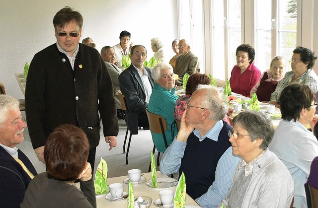 Brgermeister Carsten Quednow freute s...ngemeinschaft und der Segeter Senioren  | Foto: Karin Stckl-Steinebrunner