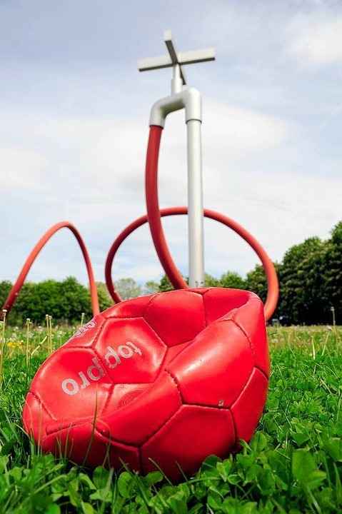 Die Luft ist raus: Im Eschholzpark wird kein EM-Spiel �bertragen.   | Foto: kunz