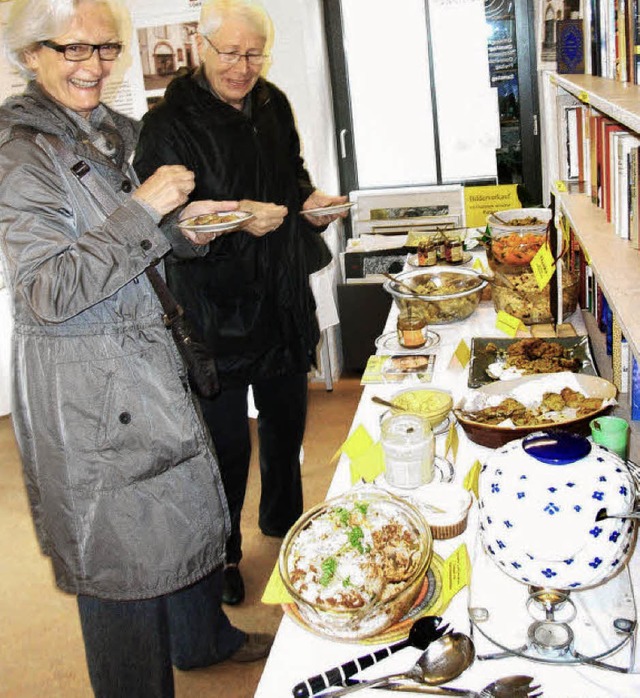 Zum Jubilum gab es ein reiches  Buffet.  | Foto: Johanna Hgg