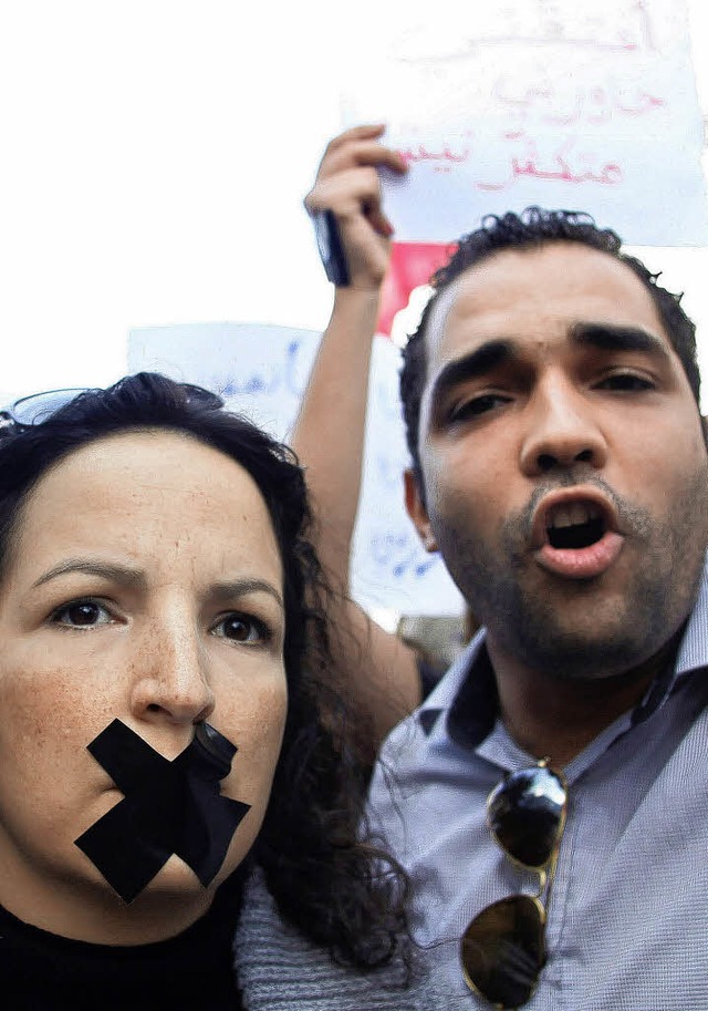 Fr die Meinungsfreiheit: Demonstranten in Tunis   | Foto: DPA