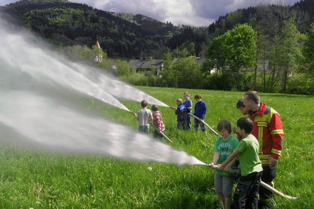 Zirkus, Abenteuer und Kunst aus Mll