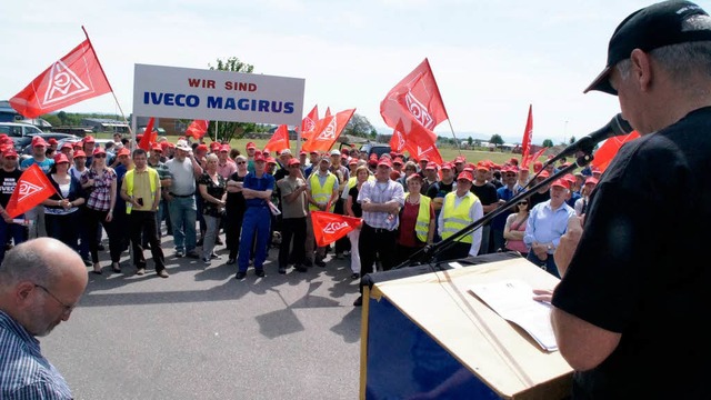 Warnstreik und Kundgebung bei Iveco Magirus Brandschutz in Weisweil.  | Foto: Ilona Huege