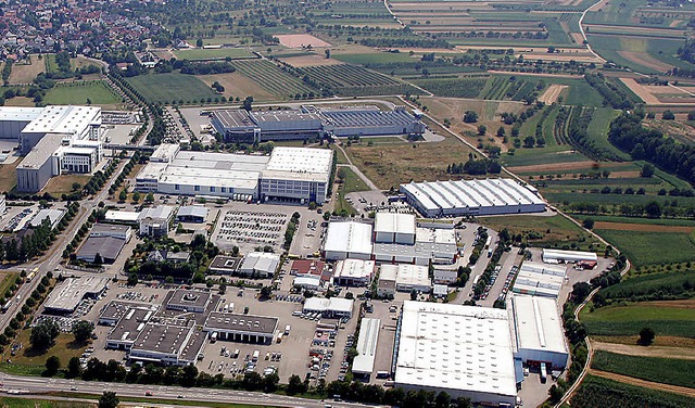 Das Industriegebiet Elgersweier wird R...t 114000 Quadratmeter (r.) erweitert.   | Foto: Peter heck