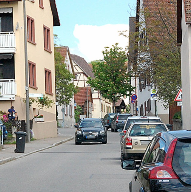 Viel Verkehr in tlingen   | Foto: Lauber