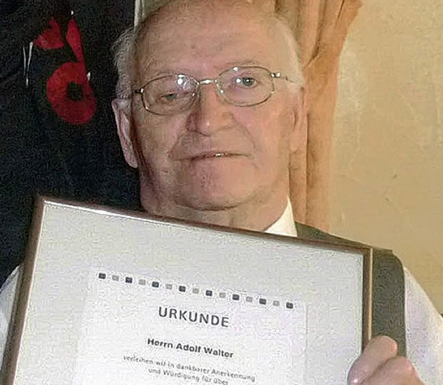 Adolf Walter  wurde fr 60 Jahre Mitgliedschaft geehrt.  | Foto: Dieter Fink