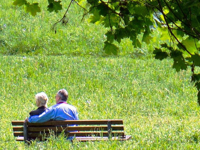 Bis man die Rente genieen kann, dauert es etwas lnger.  | Foto: dpa