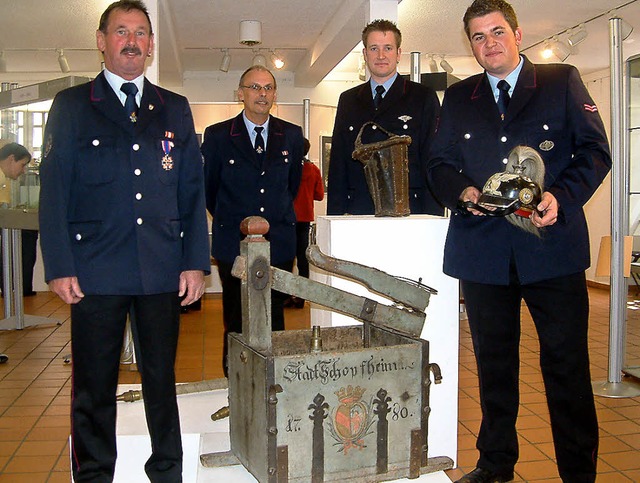 &#8222;Brandschau&#8220; der historisc...Abordnung der Schopfheimer Feuerwehr.   | Foto: Roswitha Frey