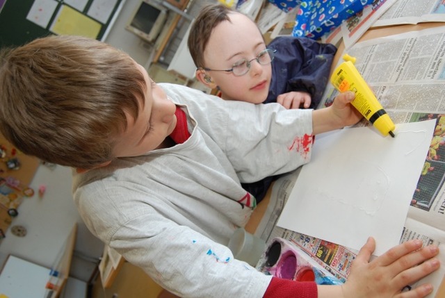Gemeinsam lernen ist das Ziel von Inklusionsklassen.  | Foto: siefke