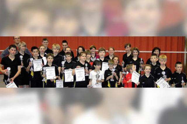 Badminton-Jugend liefert gute Spiele ab