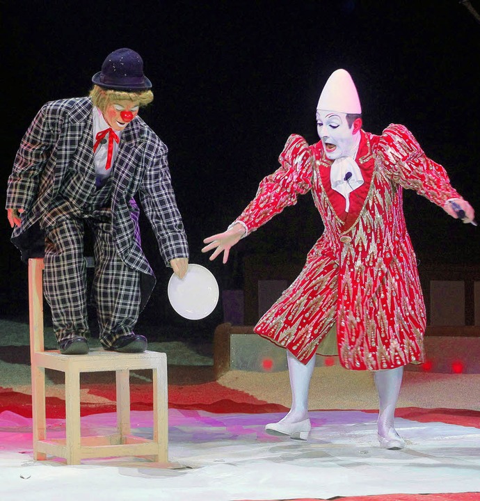 Er Ist Clown In Einem Zirkus Circus Krone: Für alle Sinne und alle Generationen - Ortenaukreis