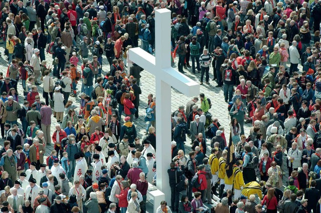 Auf dem Katholikentag in Mannheim disk... die Probleme der katholischen Kirche.  | Foto: dapd