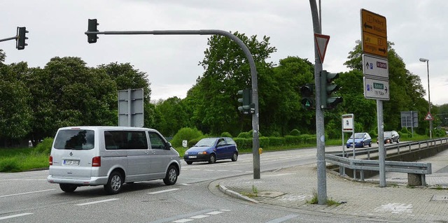 Ampel an Ampel: Die Verkehrssituation auf der B3 beschftigt die Leser.   | Foto: Gerhard Walser