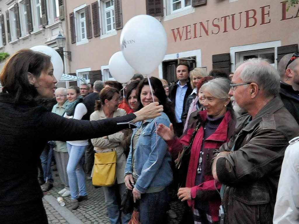 Luftballons erhielten zum Finale der Modenschau nicht nur die jungen Besucher