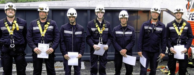 Die  Teilnehmer des Lehrgangs Absturzsicherung  | Foto: Privat