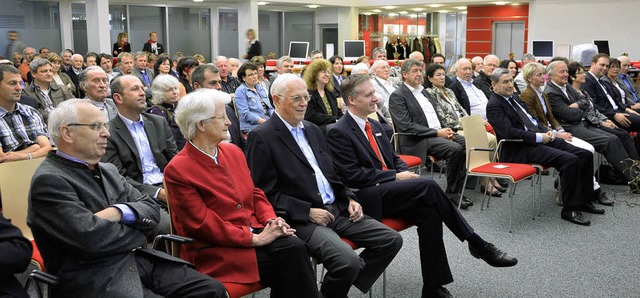 Sehr gut besucht war die Veranstaltung... sondern zoll- und steuerfrei&#8220;.   | Foto: Juliane Khnemund