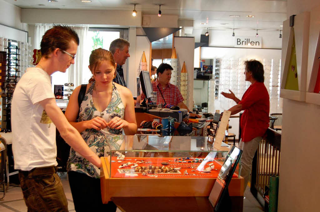 Auer Handwerkskunst und Produkten aus der Region wurde den vielen Besuchern in Elzach ein groes Unterhaltungsprogramm geboten.