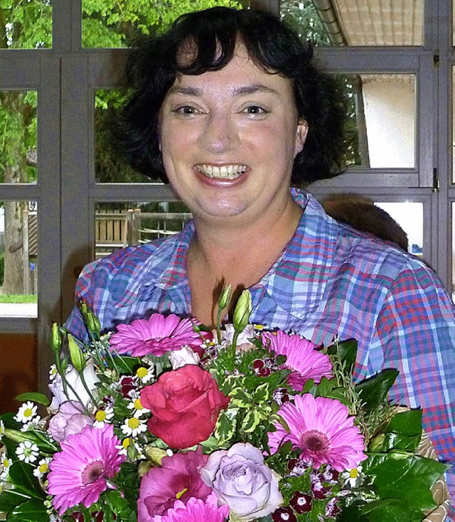 Zum Abschied vom Dora-Merian-Frderverein gab es Blumen fr Petra Koch.   | Foto: Rasenberger