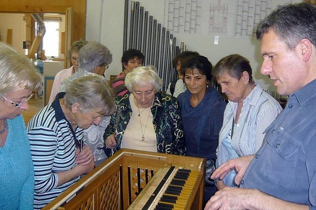 Beeindruckt von der der hohen Orgelbaukunst