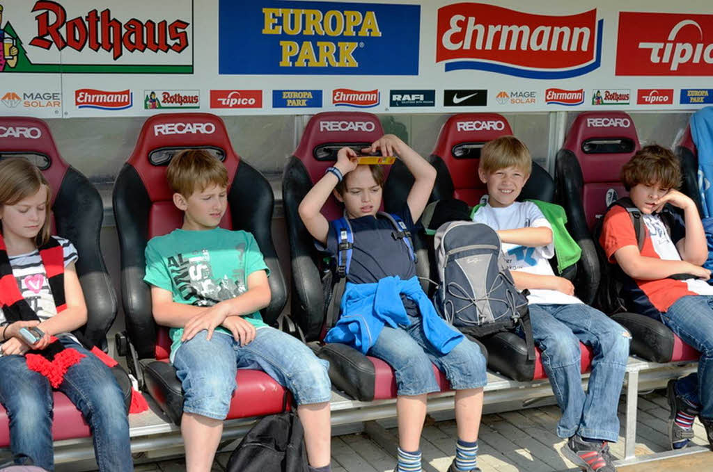 Cool: Einmal auf der Spielerbank sitzen. Cool: Einmal auf der Spielerbank sitzen.