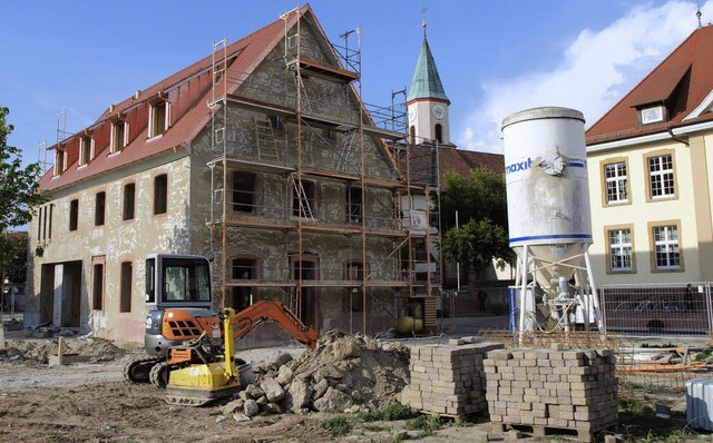 Das alte Wyhler  Rathaus wird zur Bibliothek umgebaut.  | Foto: Haberer