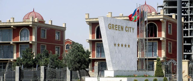 Brder im Geiste: Auch Baku ist &#8222;Green City&#8220;.  | Foto: Niklas Arnegger
