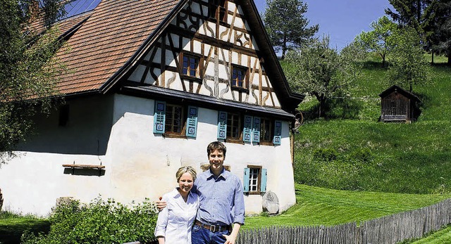 Matthias Meyner und Elena Ebers haben ... Dggingen einen Lebenstraum erfllt.   | Foto: Minzer