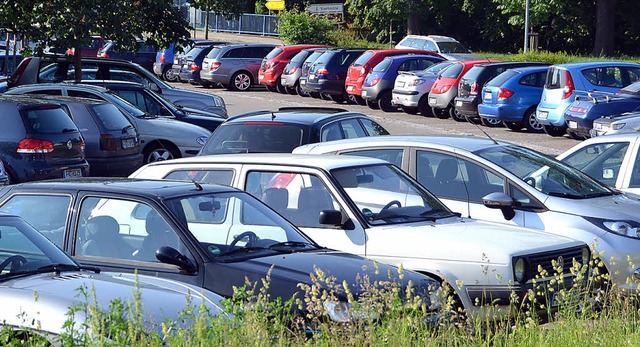 Stets gut frequentiert: die Parkpltze am Heitersheimer  Bahnhof   | Foto: Heike Lemm