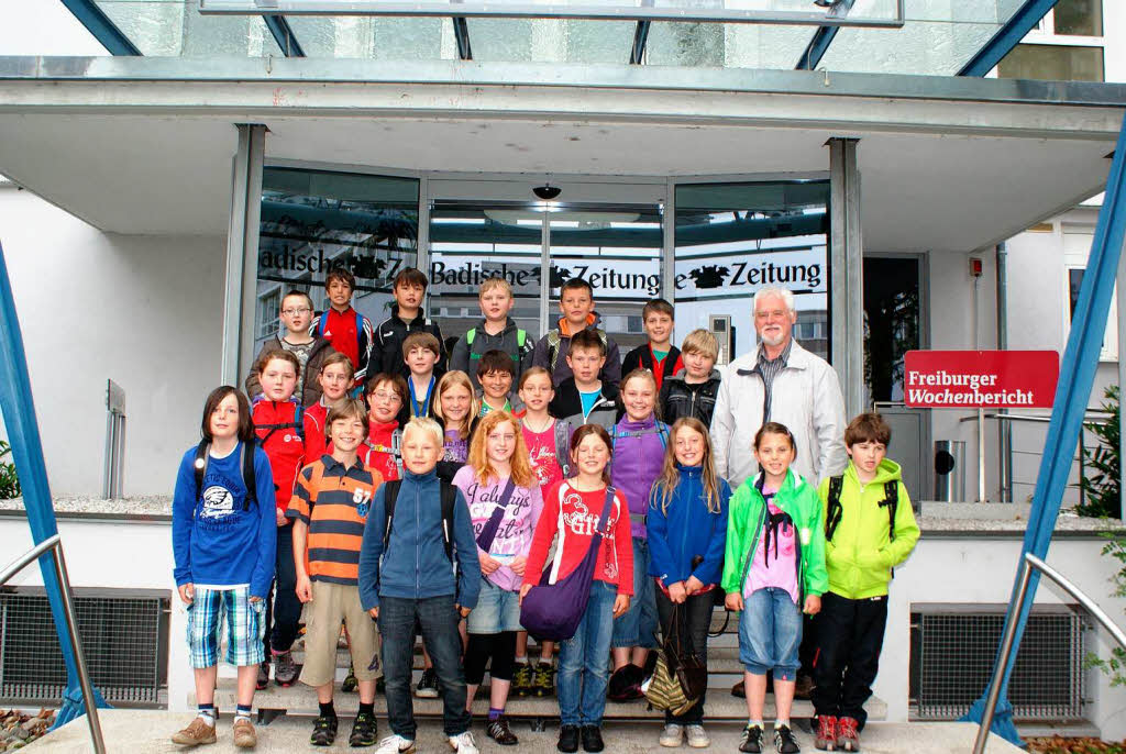 Die Klasse 4a der Sommerberg-schule aus Lenzkirchen mit ihrem Lehrer Herr Clemens Leufke Die Klasse 4a der Sommerberg-schule aus Lenzkirchen mit ihrem Lehrer Herr Clemens Leufke