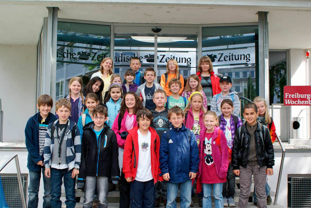 Die Klasse 4 a der Astrid-Lindgren-Grundschule aus Lörrach-Hauingen mit ihrer Lehrerin Frau Stephanie Wagle Die Klasse 4 a der Astrid-Lindgren-Grundschule aus Lörrach-Hauingen mit ihrer Lehrerin Frau Stephanie Wagle