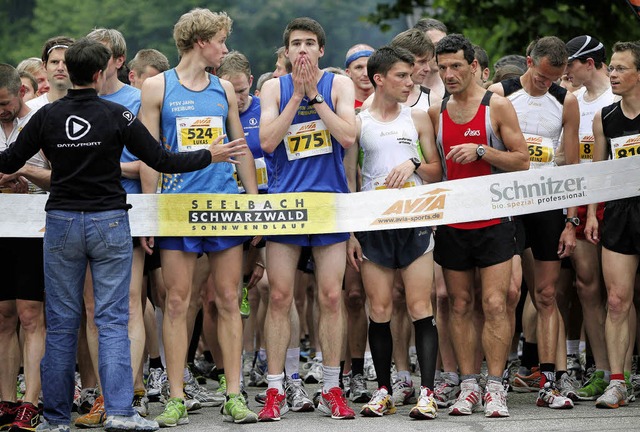 Gleich geht&#8217;s los &#8211; Gedrn...scht immer am Start zum Sonnwendlauf.   | Foto: archivbild: ch. breithaupt