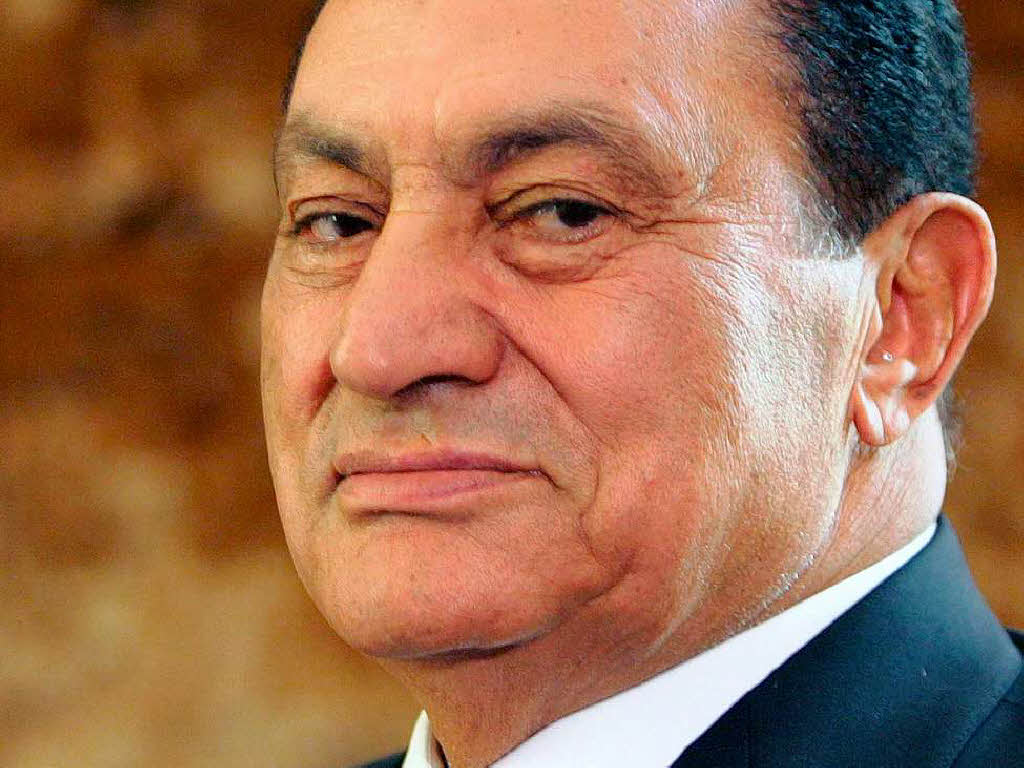 Mubarak zu lebenslanger Haft verurteilt Proteste in Kairo Ausland