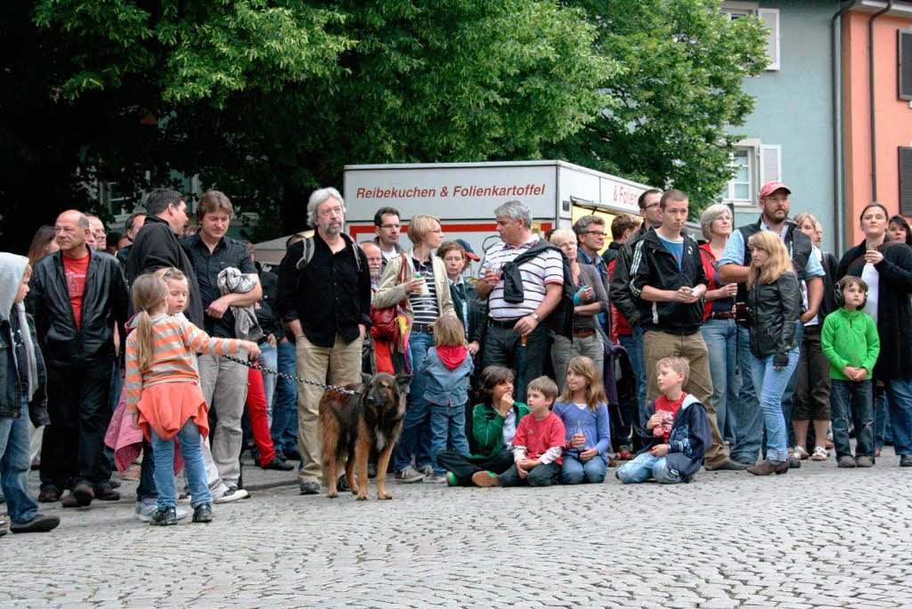 Beste Stimmung bei voller Lautstrke und vollen Glsern. Bei Wein und Musik war in Staufen drei Tage lang alles geboten,