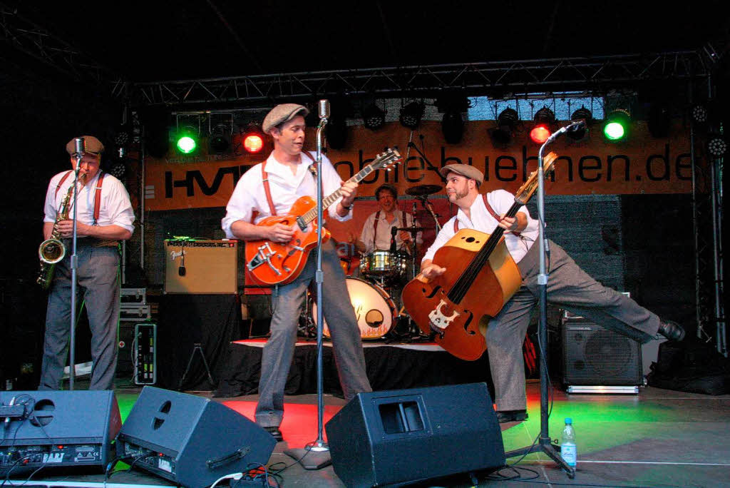 Beste Stimmung bei voller Lautstrke und vollen Glsern. Bei Wein und Musik war in Staufen drei Tage lang alles geboten,