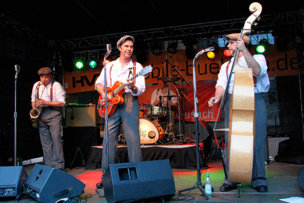 Beste Stimmung bei voller Lautstrke und vollen Glsern. Bei Wein und Musik war in Staufen drei Tage lang alles geboten,